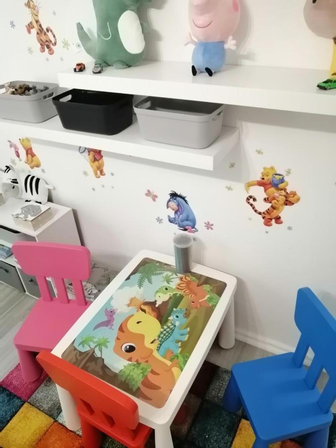 Familien Fewo 1 Mit Spielecke Erdgeschoss An Der Muhle Am Wochenmarkt * Bremerhaven